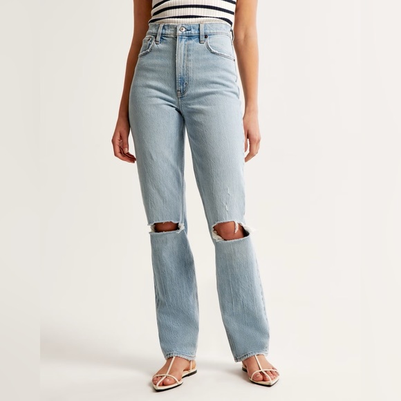 NWOT Abercrombie & Fitch Ultra High Rise 90s Straight Jean - Picture 2 of 9